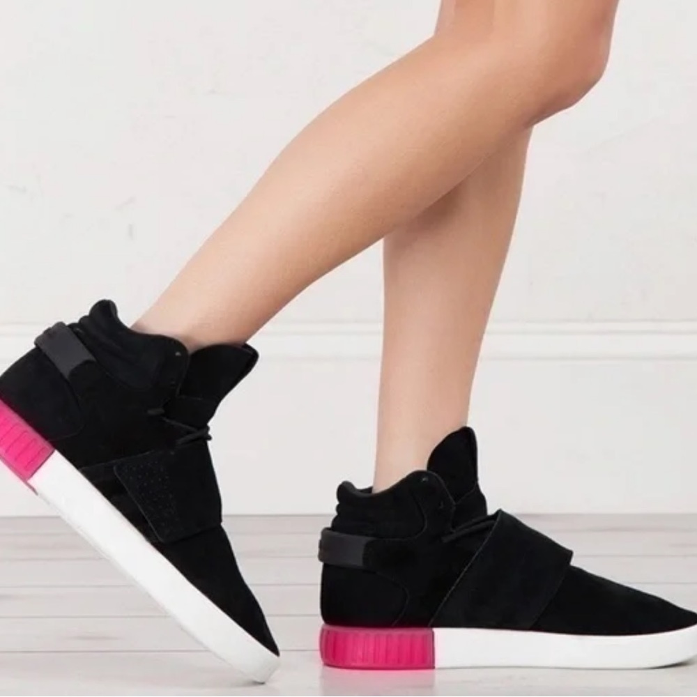 Adidas tubular shoes